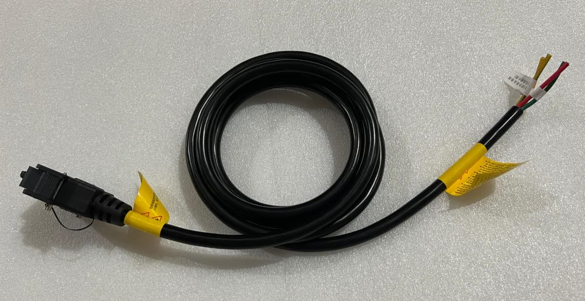 CABO DE ENTRADA TRIFÁSICO DO CARREGADOR INTELIGENTE - C12000charger